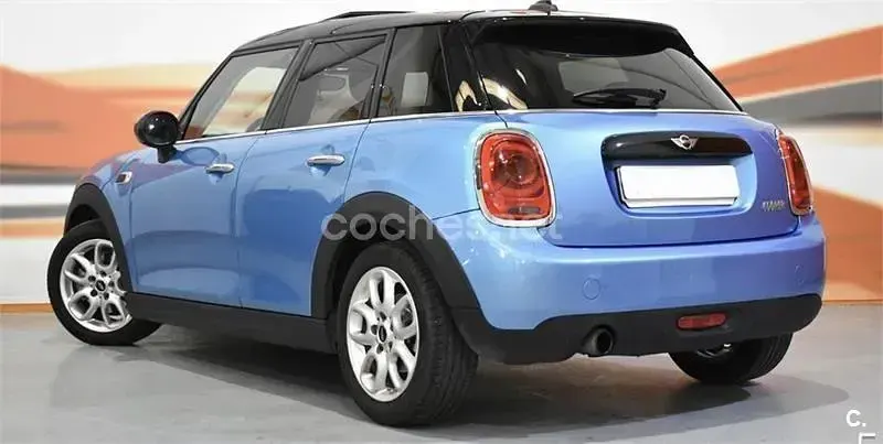 Usado Mini Cooper 136 CV (100 kW) 2016 Azul Utilitario