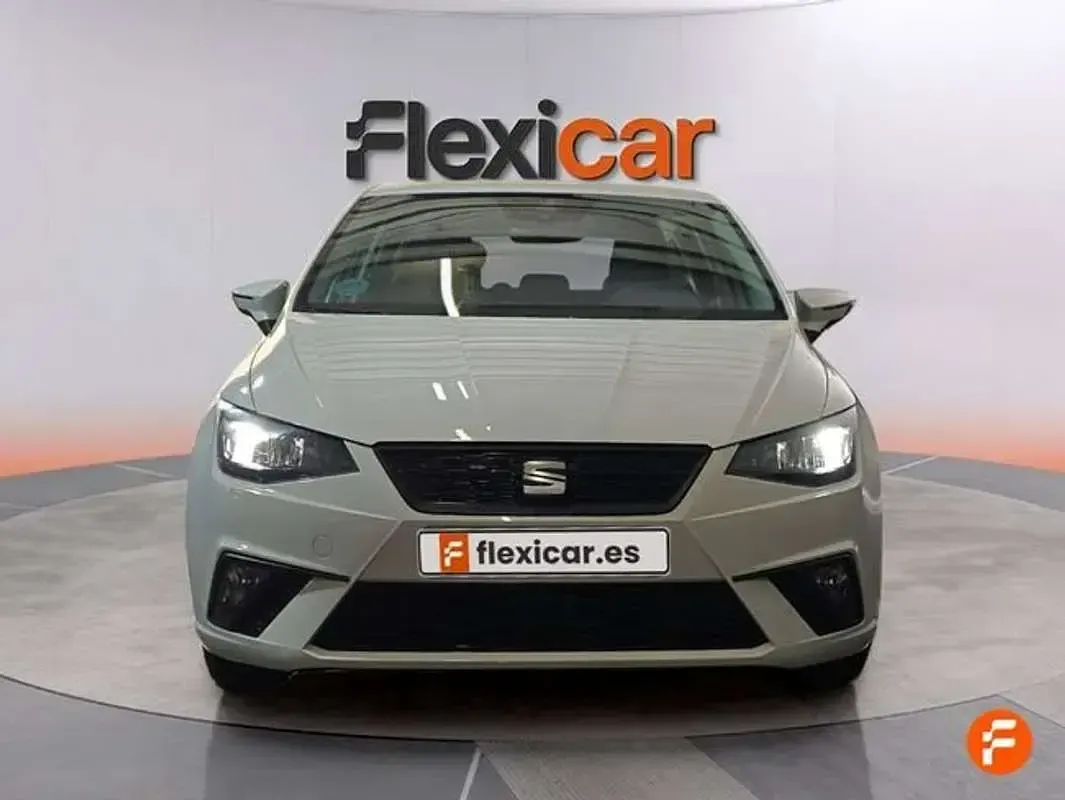 Usado Seat Ibiza Reference 80 CV (58 kW) 2023 Blanco Utilitario