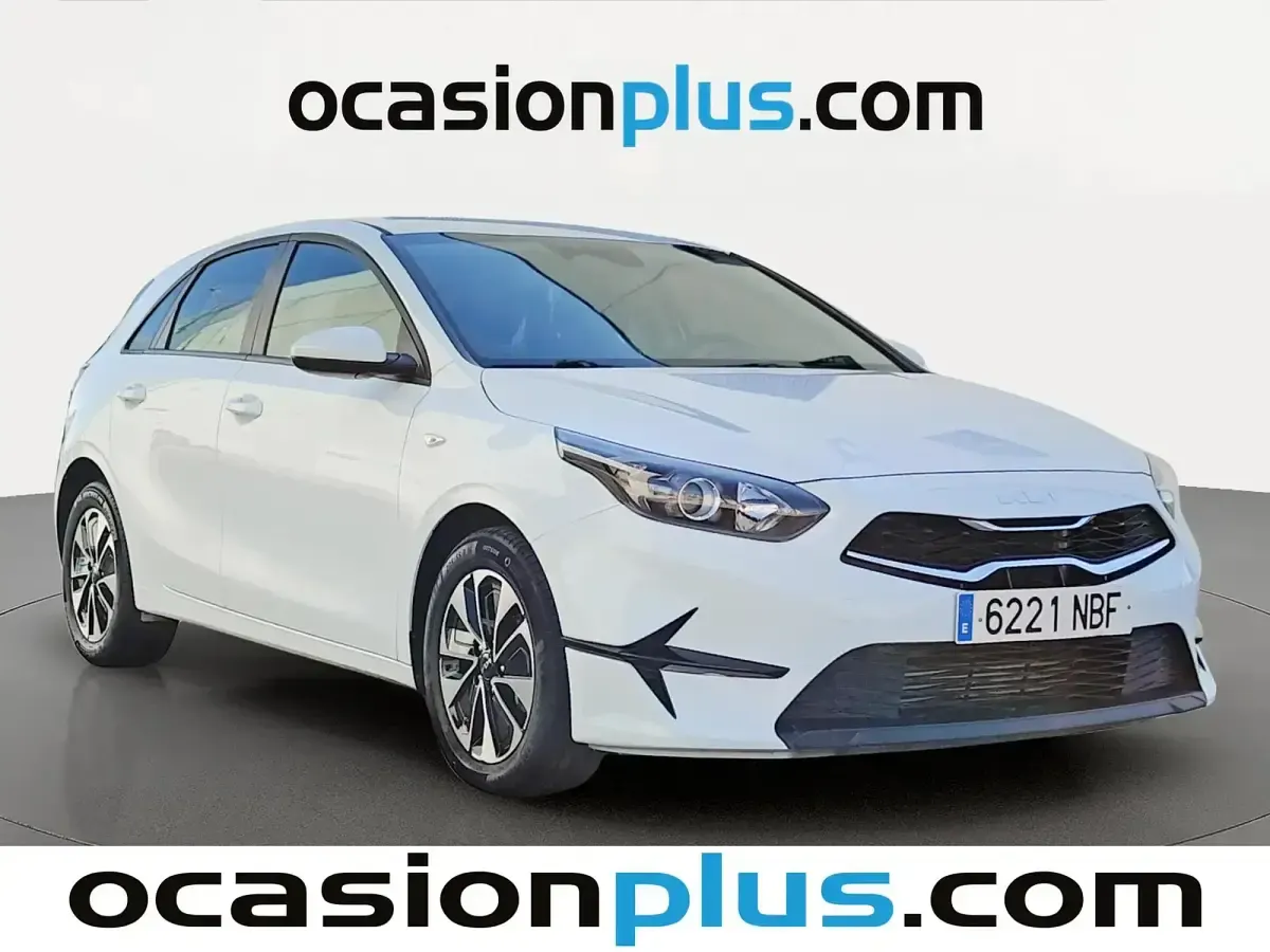 Usado Kia Ceed 100 CV (73 kW) 2025 Blanco Utilitario