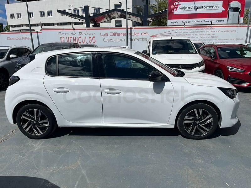 Usado Peugeot 208 Allure 100 CV (73 kW) 2020 Blanco Utilitario