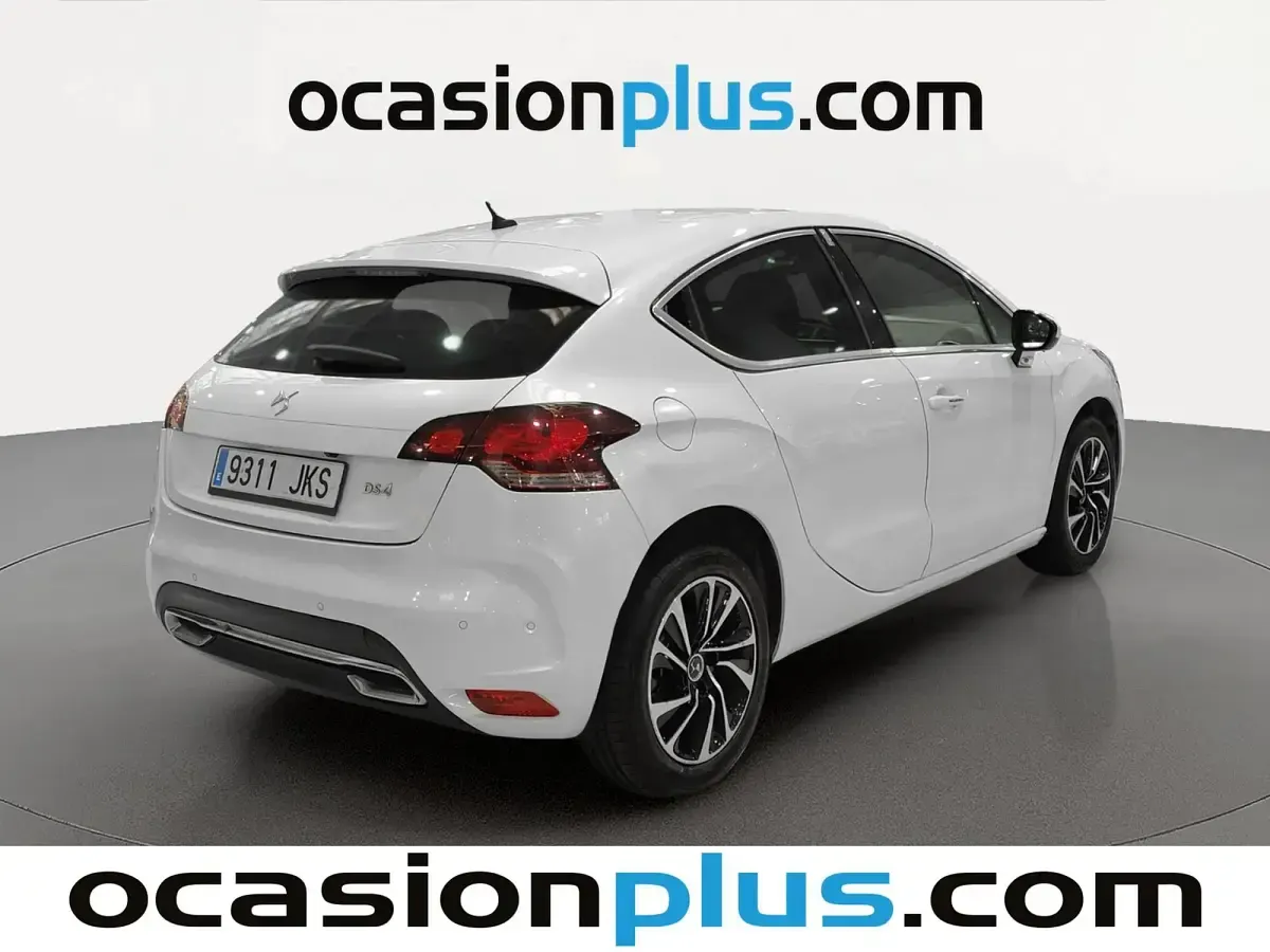 Usado DS Automobiles DS4 Style 131 CV (96 kW) 2015 Blanco Utilitario