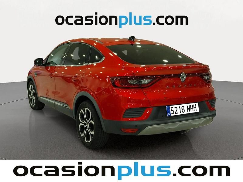 Usado Renault Arkana Techno 140 CV (102 kW) 2023 Rojo SUV