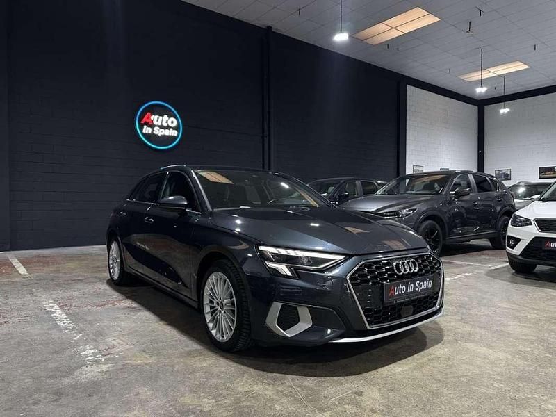 Usado Audi A3 Sportback Advanced 150 CV (110 kW) 2022 Gris Utilitario