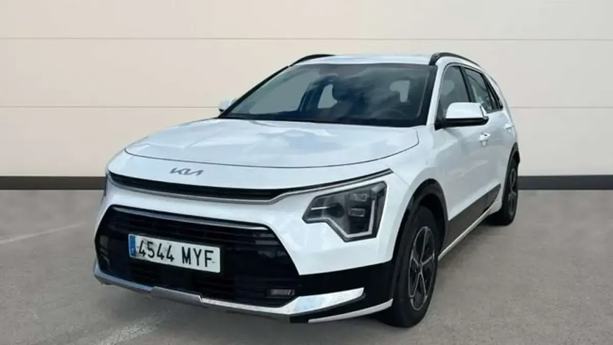 Usado Kia Niro 129 CV (94 kW) 2025 Blanco SUV
