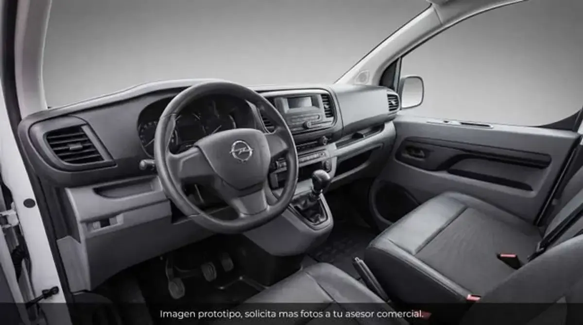 Usado Opel Vivaro 102 CV (75 kW) 2023 Blanco Monovolumen
