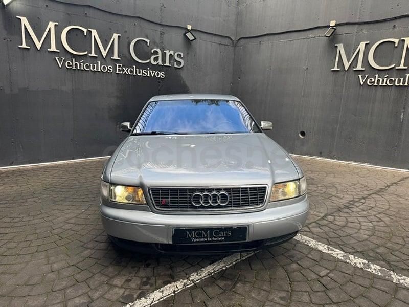 Usado Audi S8 340 CV (250 kW) 1997 Plateado Berlina