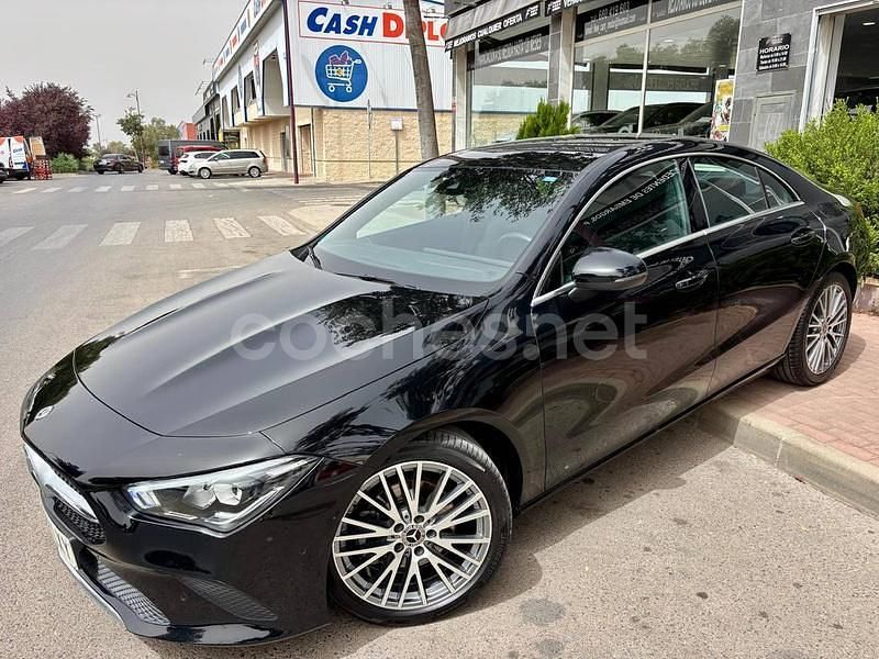 Negro Usado 2022 Mercedes CLA200 Berlina | 28.890 € (Buen precio) - Imagen 1/4