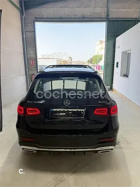Usado Mercedes GLC220 194 CV (142 kW) 2021 Negro SUV