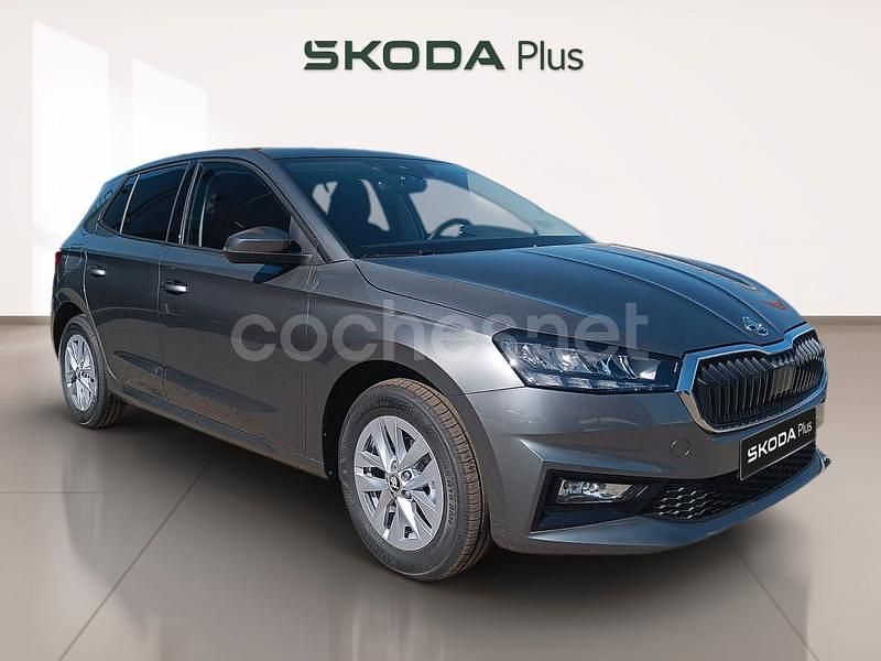 Gris / plateado Nuevo 2025 Skoda Fabia Selection Utilitario | 19.190 € (Precio justo) - Imagen 1/4