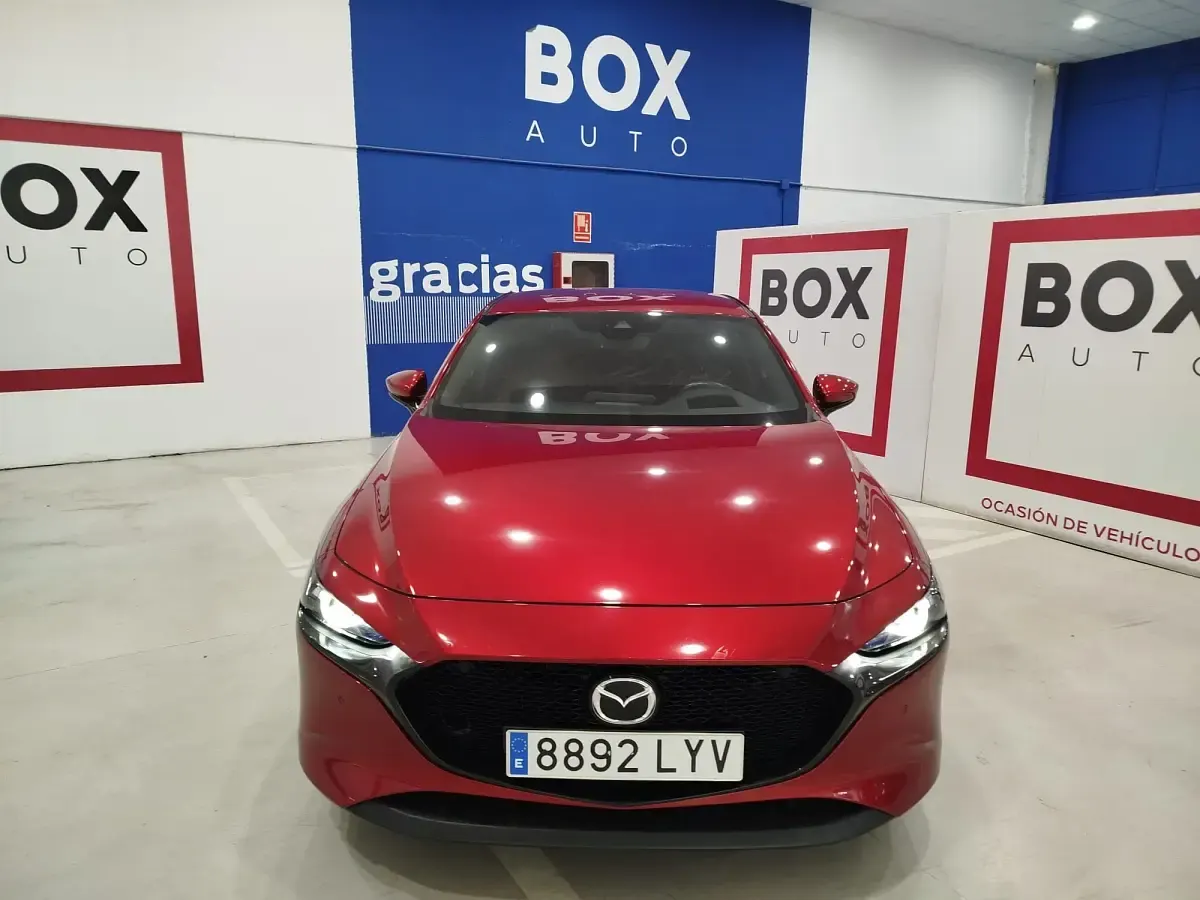Occasion Mazda 3 122 PK (89 kW) 2022 Rood Sedan
