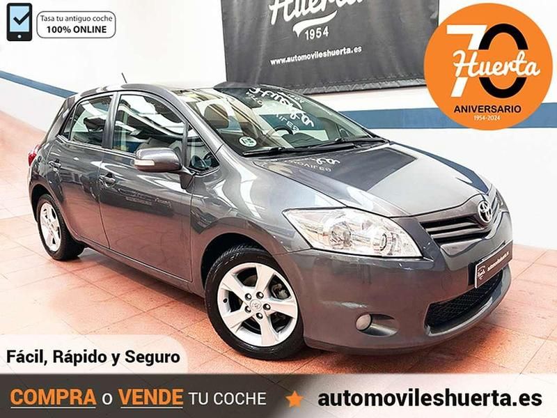 Gris Usado 2011 Toyota Auris Active Utilitario | 9500 € (Caro) - Imagen 1/4