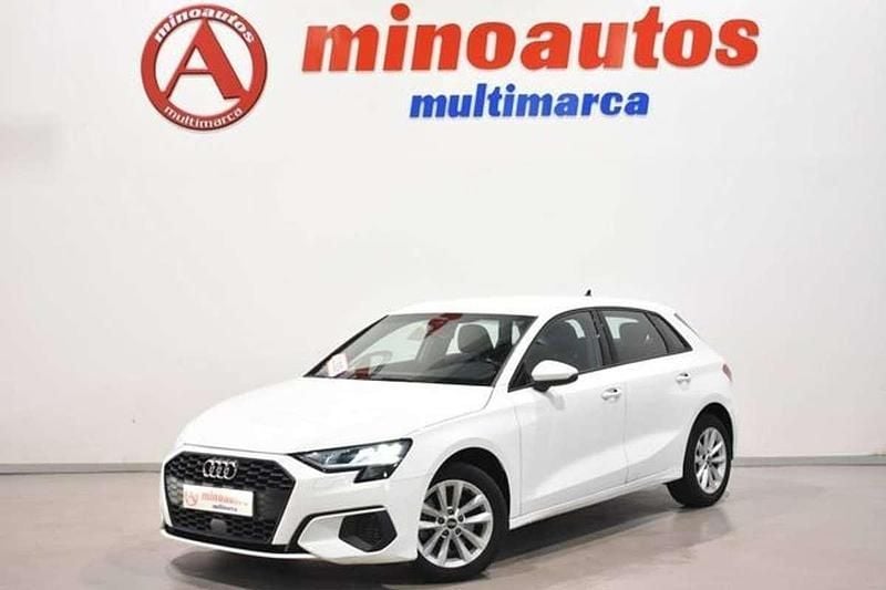 Usado Audi A3 Sportback S-Line 110 CV (80 kW) 2021 Blanco Utilitario
