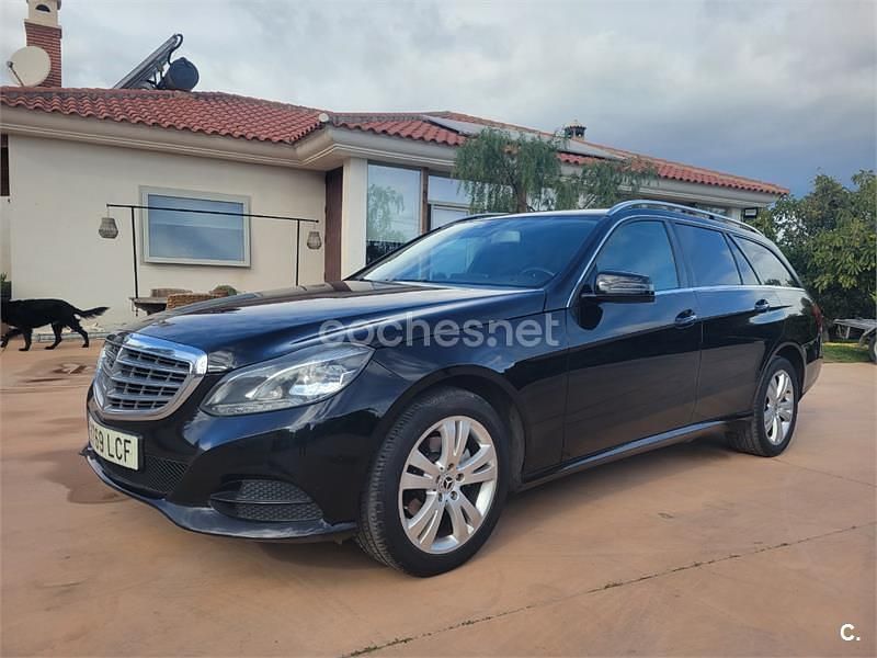Usado Mercedes E200 Avantgarde 136 CV (100 kW) 2013 Negro Familiar