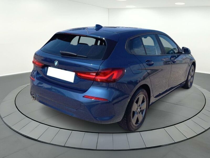 Usado BMW 116 116 CV (85 kW) 2020 Azul Utilitario