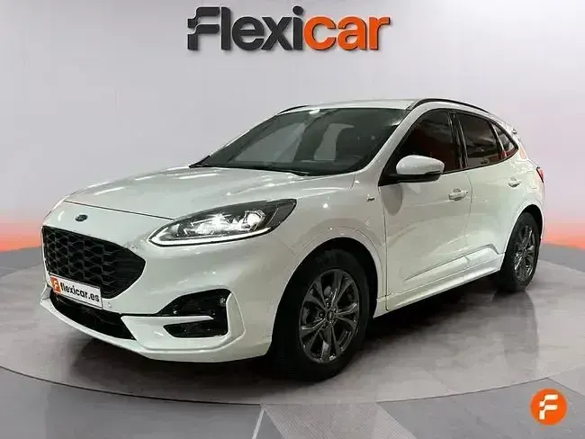 Usado Ford Kuga ST-Line 150 CV (110 kW) 2022 Blanco SUV