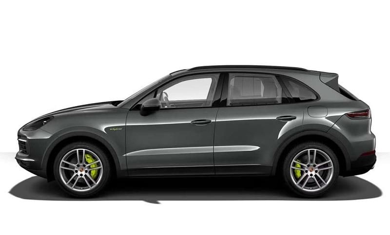 Usado Porsche Cayenne 462 CV (339 kW) 2019 Gris / plata SUV