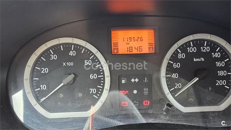 Usado Dacia Logan Ambiance 75 CV (55 kW) 2006 Azul Berlina