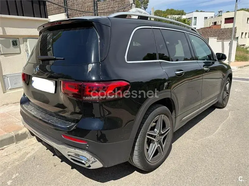 Usado Mercedes GLB200 150 CV (110 kW) 2024 Negro SUV