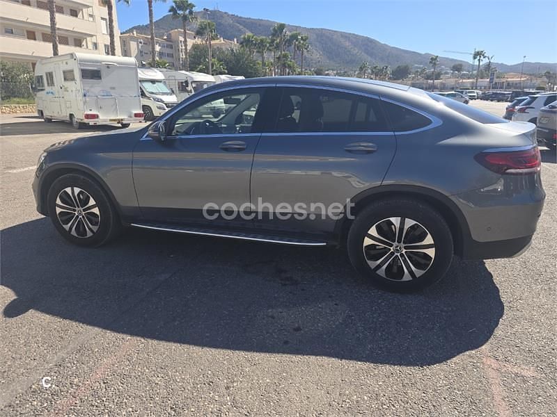 Usado Mercedes GLC220 194 CV (142 kW) 2022 Gris / plata SUV