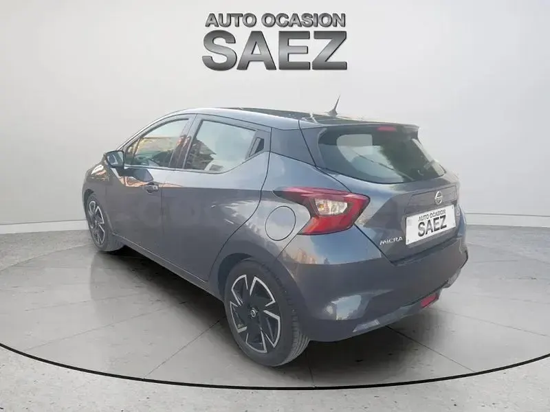 Usado Nissan Micra Acenta 92 CV (67 kW) 2021 Gris / plata Utilitario