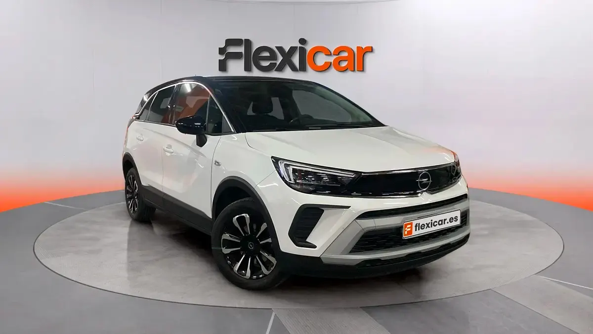 Usado Opel Crossland X Elegance 131 HP (96 kW) 2024 SUV