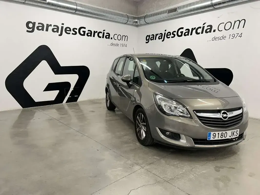 Usado Opel Meriva Selective 120 HP (88 kW) 2015 Bege Monovolume