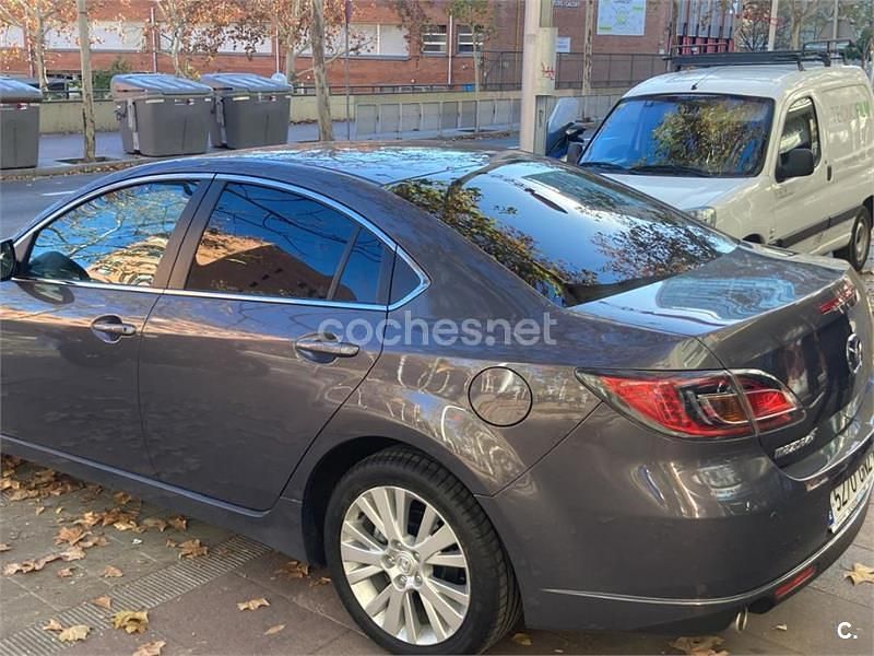 Usado Mazda 6 Style 155 CV (114 kW) 2010 Gris / plata Berlina