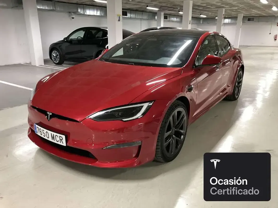 Usado Tesla Model S 492 kW (670 CV) 2022 Rojo Utilitario