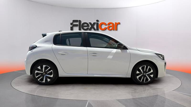 Usado Peugeot 208 Style 102 CV (75 kW) 2024 Blanco Utilitario