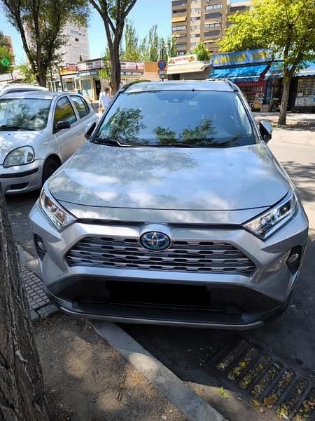 Usado Toyota RAV4 Hybrid Advance 218 CV (160 kW) 2019 Gris / plata SUV