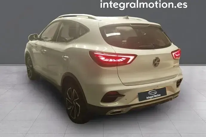 Usado MG ZS Luxury 106 CV (77 kW) 2024 SUV