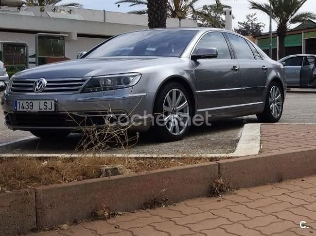 Usado VW Phaeton 240 CV (176 kW) 2012 Gris / plata Berlina