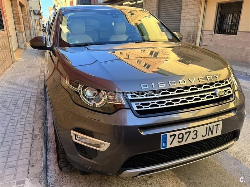 Usado Land Rover Discovery Sport HSE 150 CV (110 kW) 2016 Gris / plata SUV