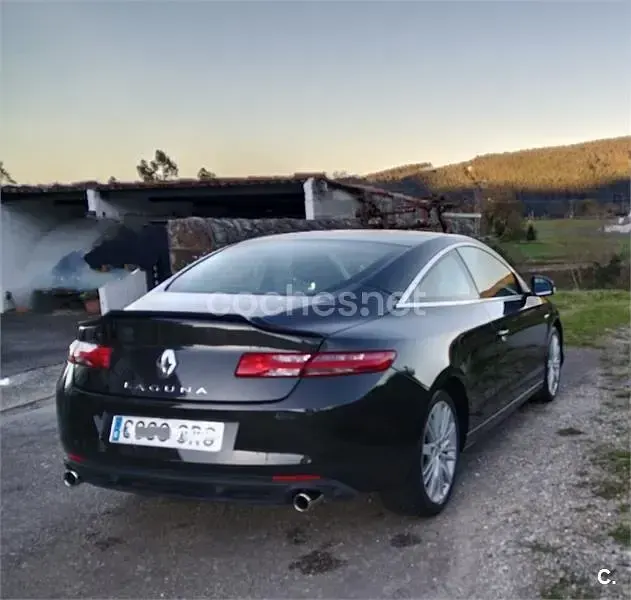 Usado Renault Laguna Coupé 150 CV (110 kW) 2009 Negro Coupe