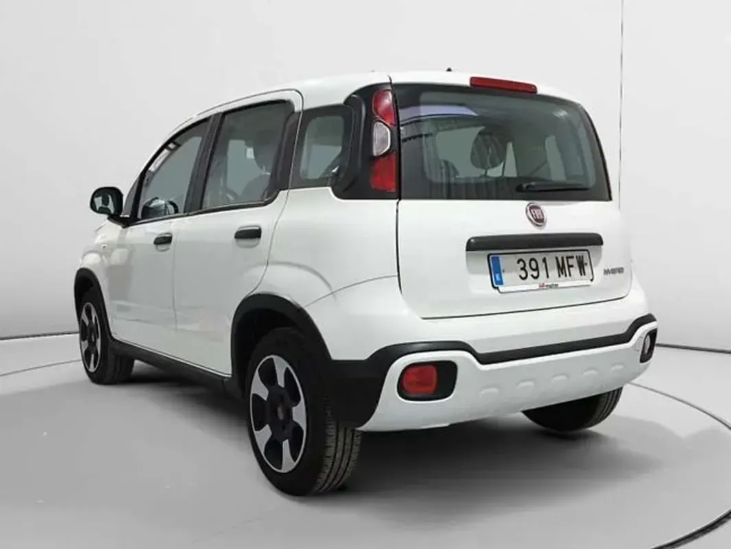 Usado Fiat Panda Cross Cross 71 CV (52 kW) 2023 Blanco Utilitario