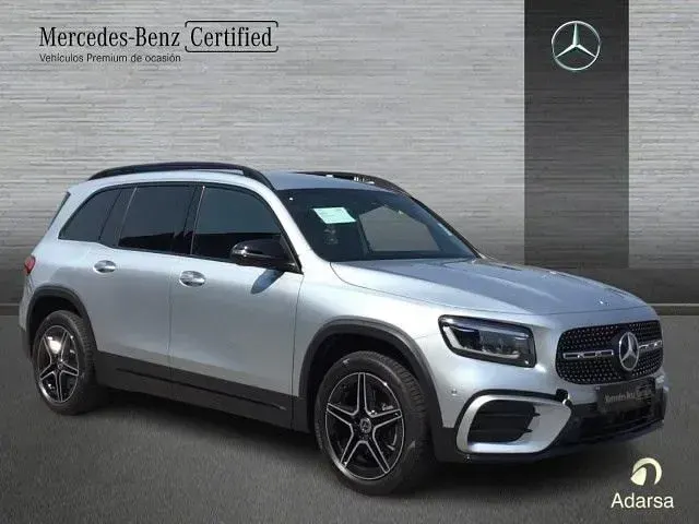 Nuevo Mercedes GLB200 150 CV (110 kW) 2026 Plata hightech SUV