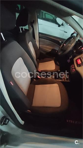 Blanco Usado 2012 Seat Ibiza ST Reference Familiar | 6200 € (Precio justo) - Imagen 1/4