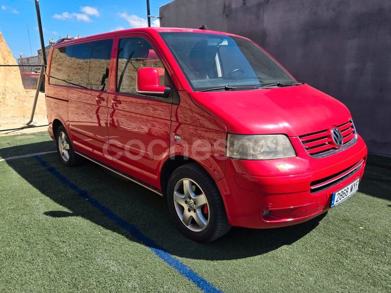 Rojo Usado 2005 VW Multivan Comfortline Monovolumen | 13.999 € (Super precio) - Imagen 1/4
