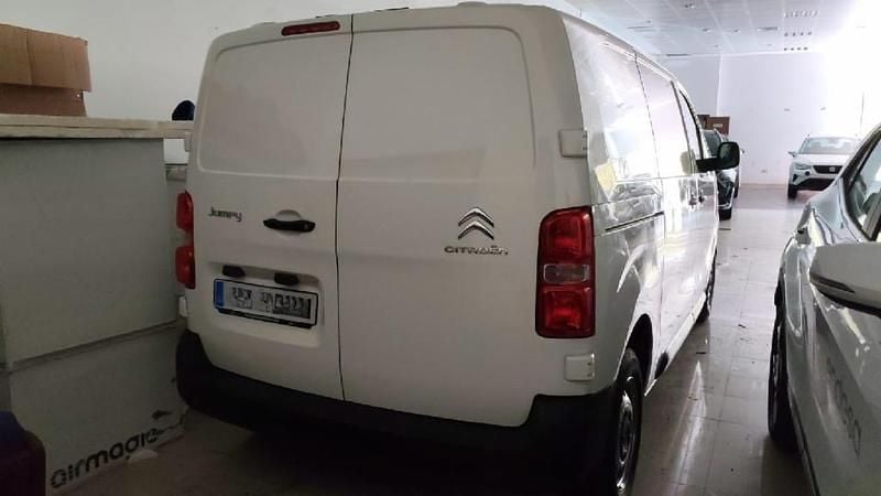 Usado Citroën Jumpy Comfort 122 CV (89 kW) 2018 Blanco Monovolumen