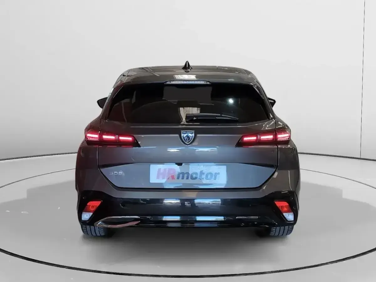 Usado Peugeot 308 Allure 130 CV (95 kW) 2023 Gris Familiar