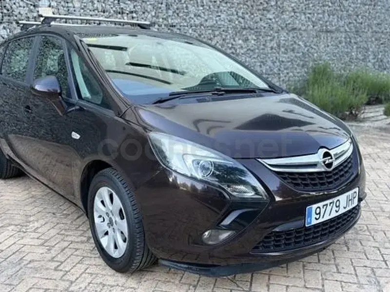 Usado Opel Zafira Tourer Expression 130 CV (95 kW) 2015 Negro Monovolumen