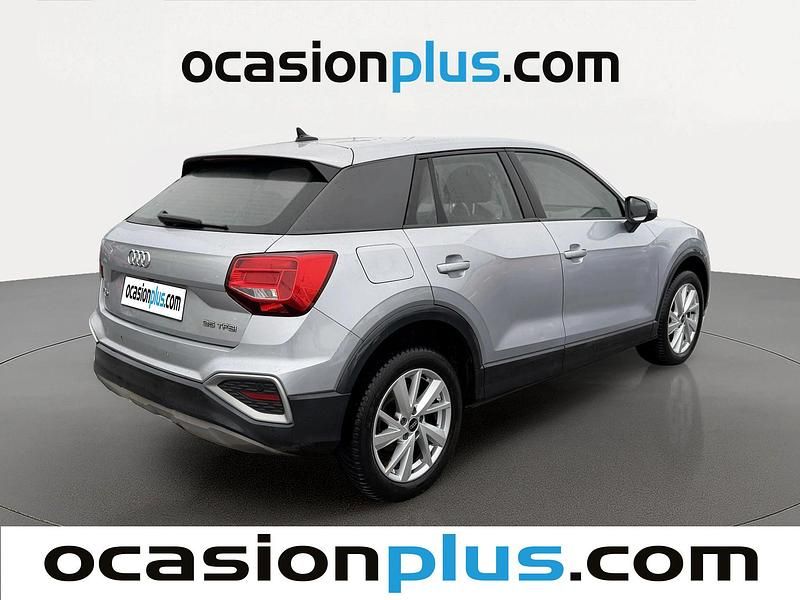 Usado Audi Q2 Advanced 150 CV (110 kW) 2023 Gris plata SUV