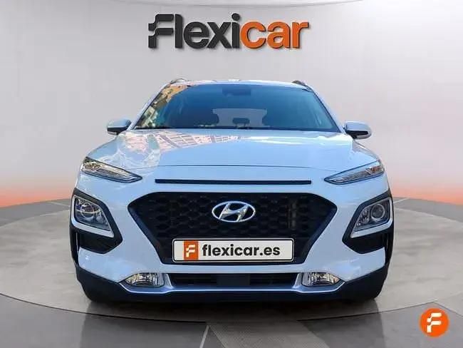 Usado Hyundai Kona 120 HP (88 kW) 2020 Branco SUV