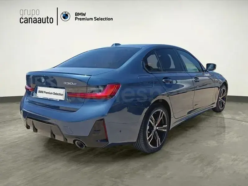 Usado BMW 330e Comfort Edition 292 CV (214 kW) 2025 Azul Berlina