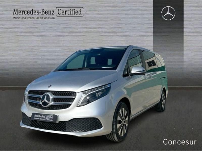 Usado Mercedes V250 190 CV (139 kW) 2023 Plata Monovolumen