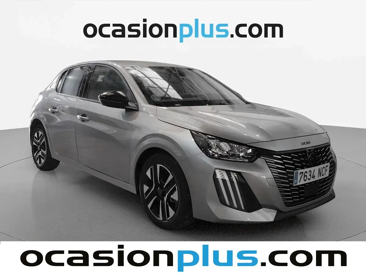 Usado Peugeot 208 Allure 100 CV (73 kW) 2025 Utilitario