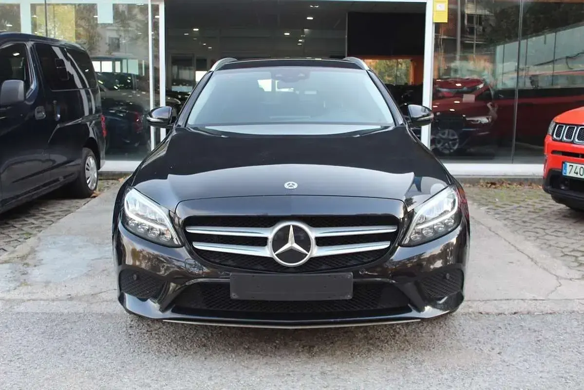 Usado Mercedes C230 2021 Utilitario