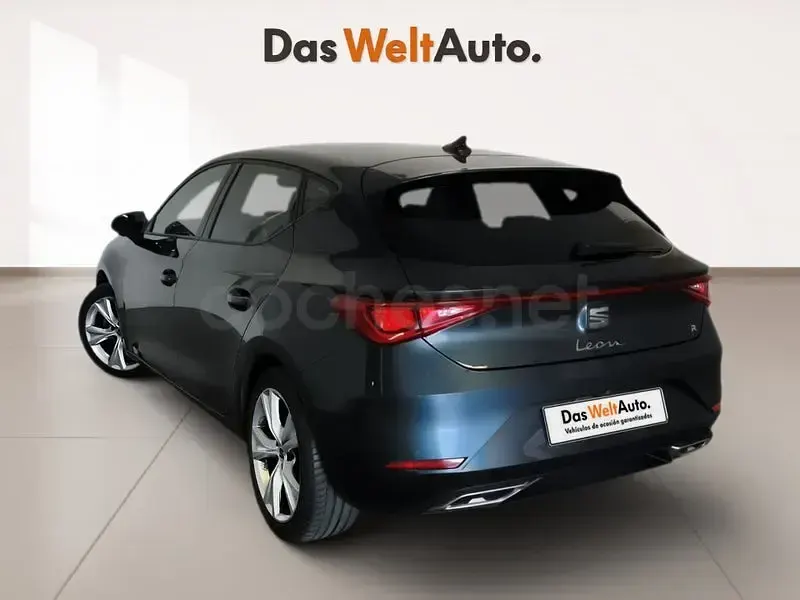 Usado Seat Leon FR 150 CV (110 kW) 2024 Gris Berlina