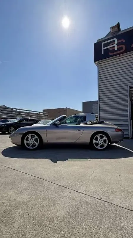 Usado Porsche 911 Carrera Cabriolet 300 CV (220 kW) 2001 Plateado Descapotable