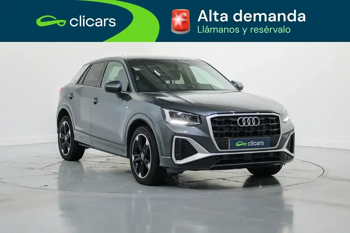 Usado Audi Q2 S-Line 116 CV (85 kW) 2022 Gris SUV